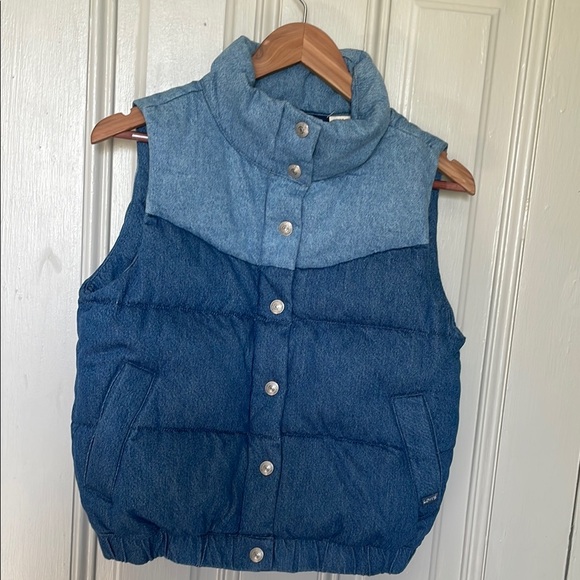Levi’s Juno Western Puffer Vest